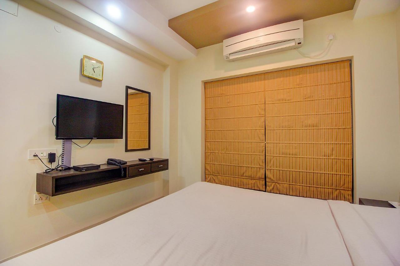Fabhotel Four Seasons Calcutta Exterior foto